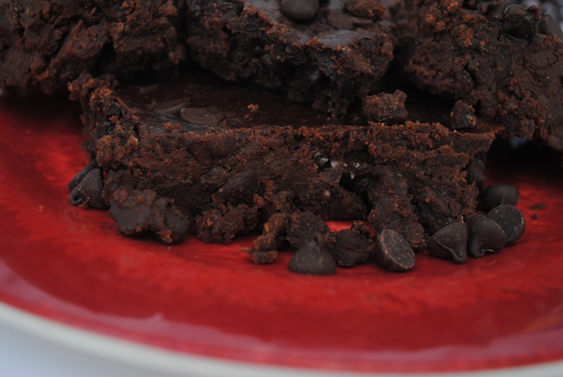 Ad_Hummus_Made_Easy_Brownie_Snack_Bars_Close