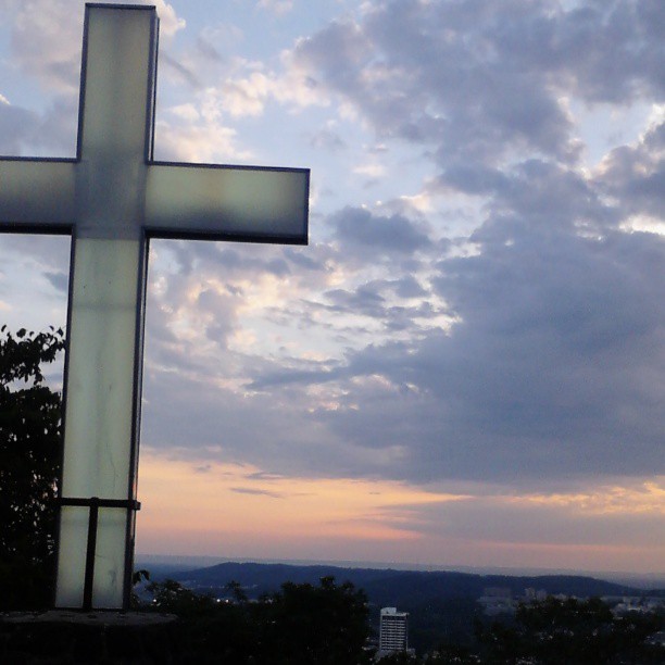 A summer sunset off of Mt. Sequoyah in Fayetteville. 