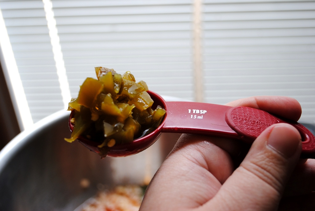 Measure out the diced jalapenos and make sure to store the rest of them safely in the fridge. 